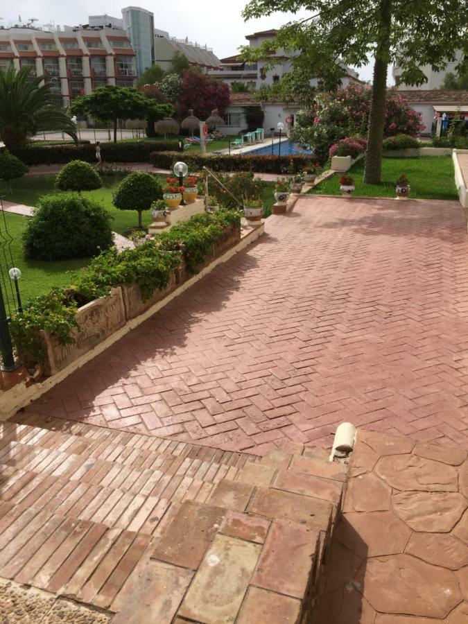 托雷莫利诺斯Carihuela Palace Beach公寓 外观 照片